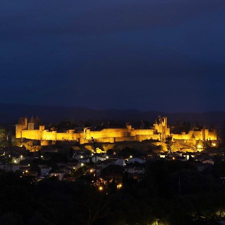 Panorama Suite & Spa Carcassone Exterior photo